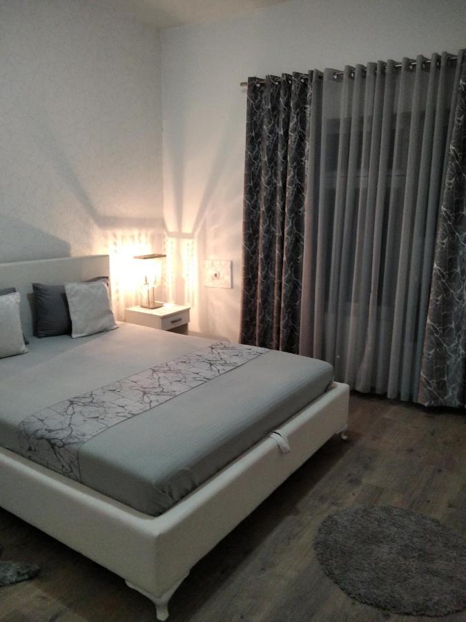 Harmony Cozy Home พอดโกริกา ภายนอก รูปภาพ