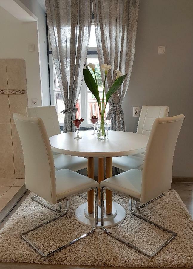 Harmony Cozy Home พอดโกริกา ภายนอก รูปภาพ